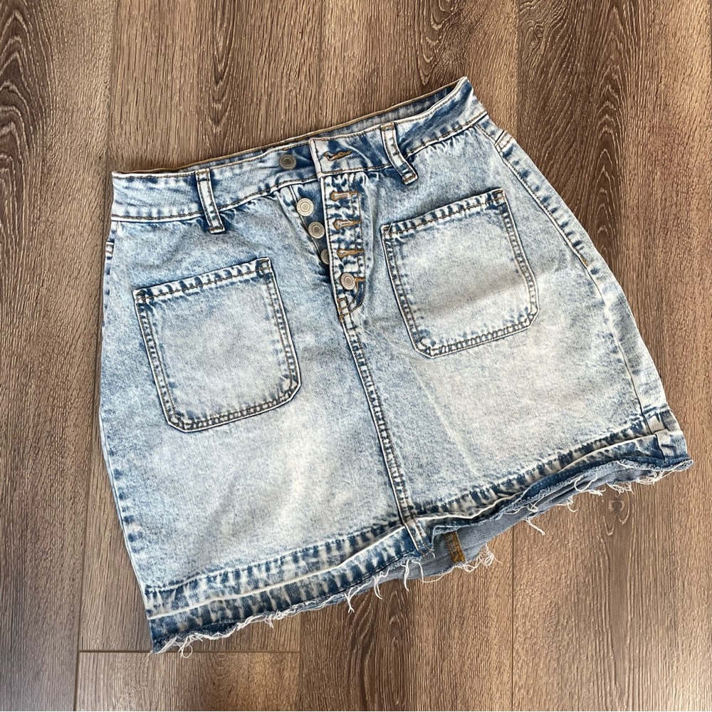 So Light Acid Wash Denim Skirt 9 - Picture 1 of 3